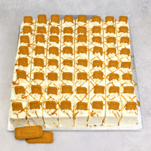 Fresh Cream Platter Cake | Biscoff