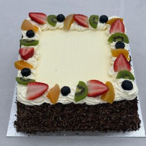 Fresh Fruits Cream Cake